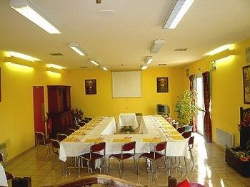 Hotel Restaurant Des Portes De Meuse Nancy Extérieur photo